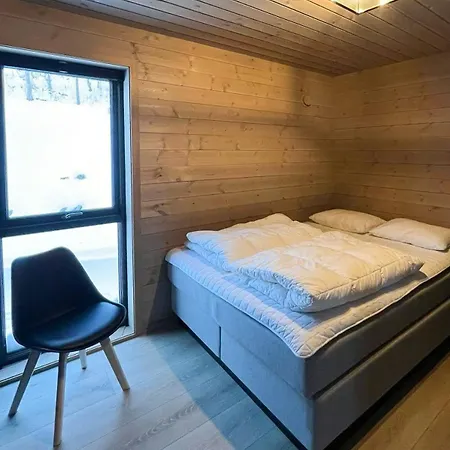 Dom wakacyjny Fjord With Panoramic Views In Rauma Innfjorden